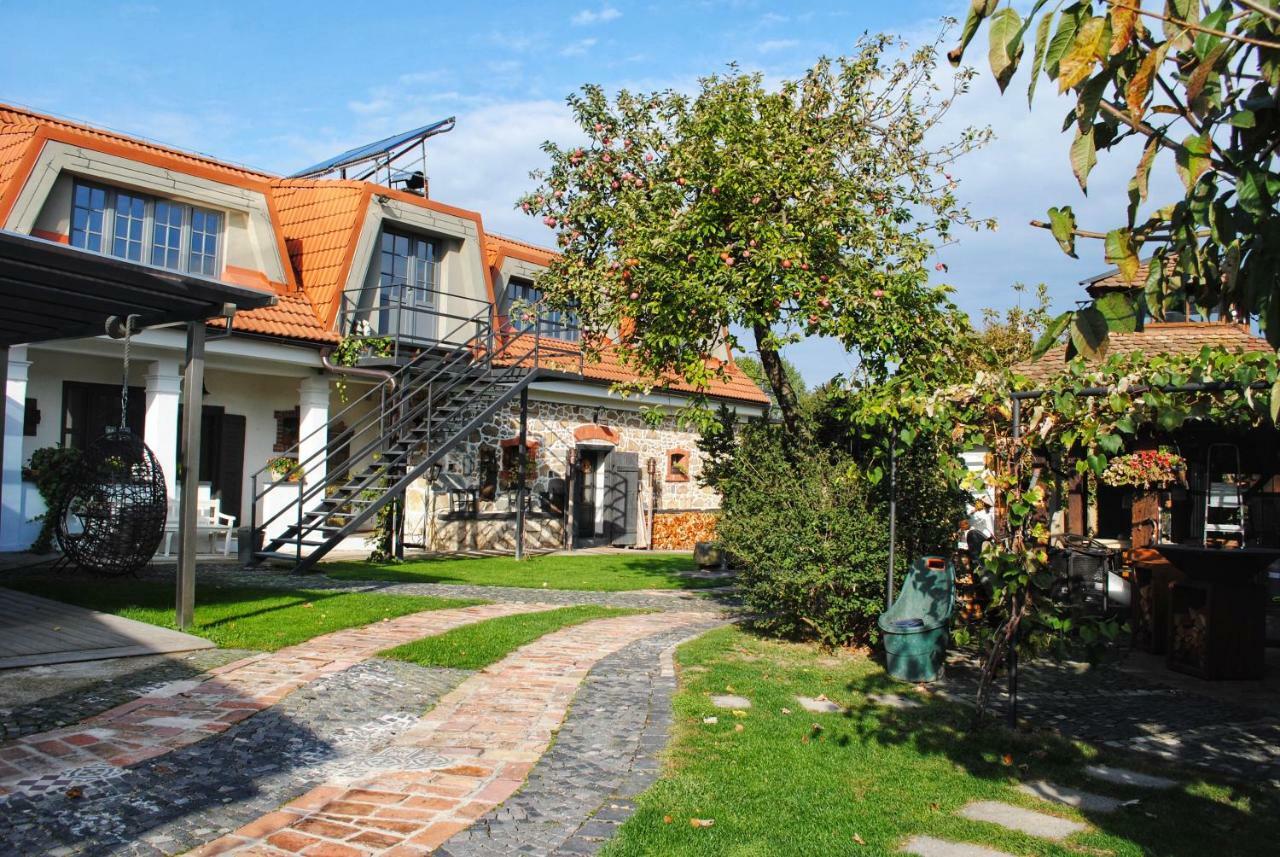 Ubytovanie na súkromí Hokovce Exterior foto